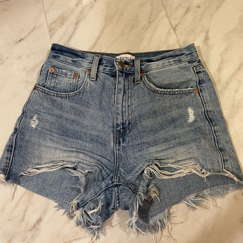 Pistola High rise shorts, light/med wash, size 24
